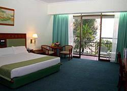 Hotel Casuarina Beach PENANG Exterior foto